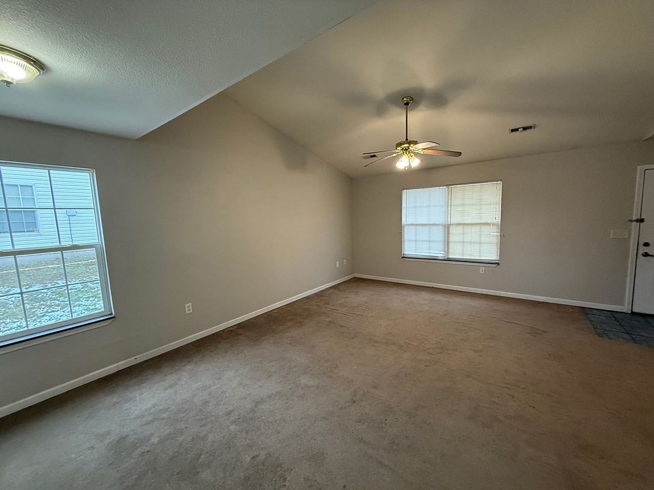 5315 E Trikalla Dr - Photo 3 of 20