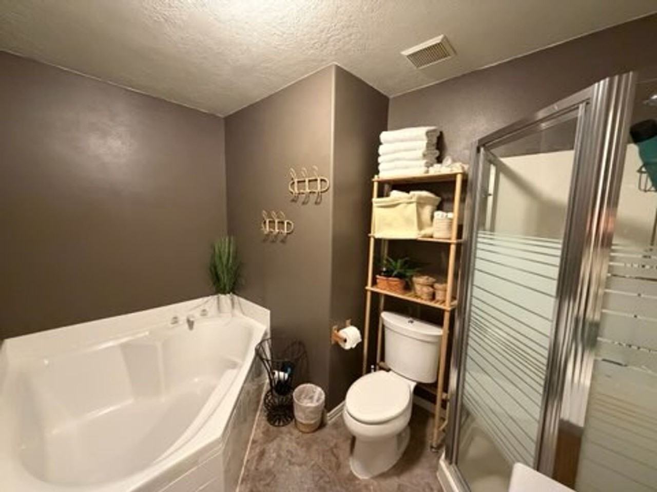 146 Grouse Dr - Photo 5 of 27