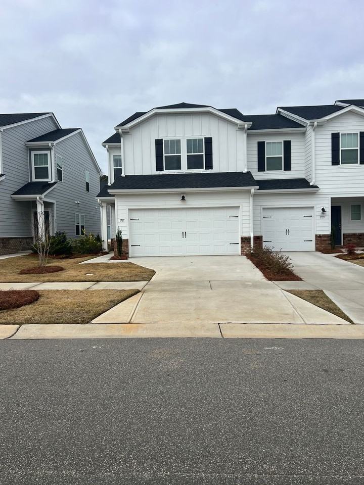 1717 Braemar Village Drive - Photo 2 of 24