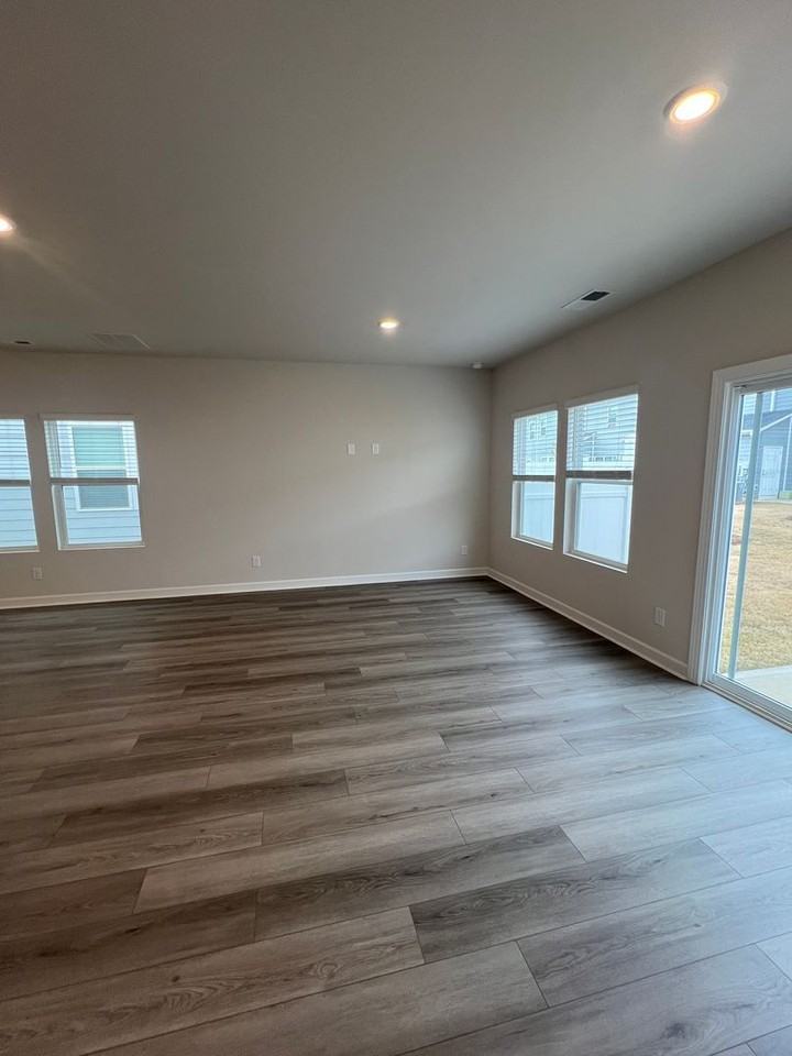 1717 Braemar Village Drive - Photo 7 of 24