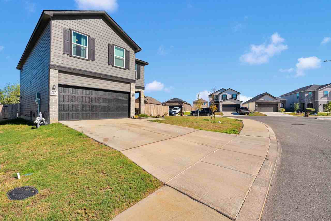 8543 Adler Fall Ln - Photo 3 of 22