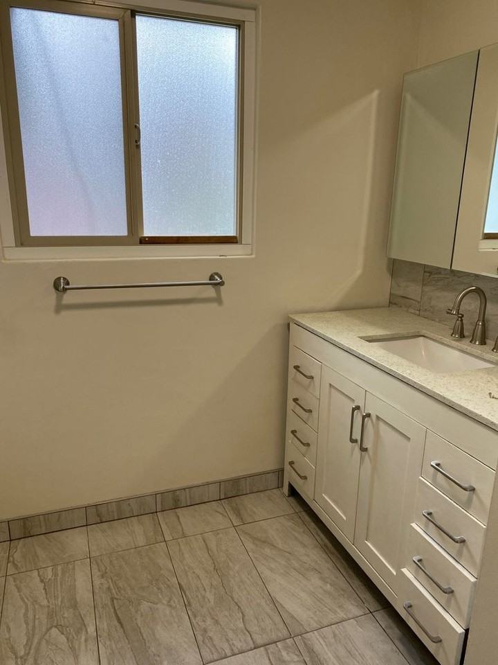 1516 Scenic Dr - Photo 4 of 4