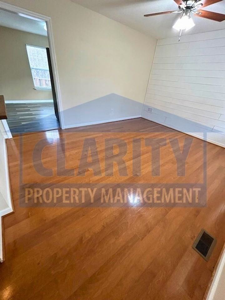 4007 Bates Pike Se - Photo 3 of 20