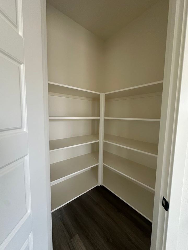 6925 W Grove Ave - Photo 2 of 23