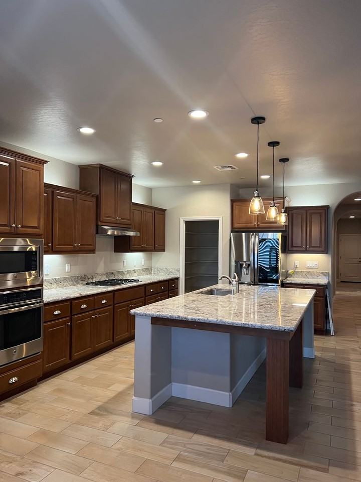 1082 West Quail Rock Way - Photo 4 of 42