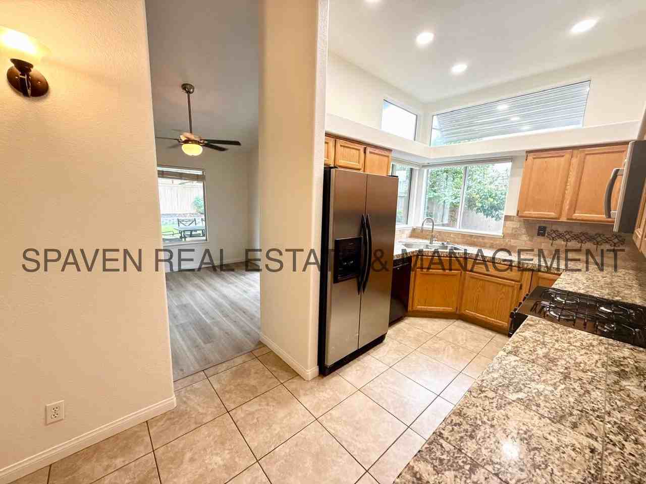 28599 Milky Way - Photo 5 of 20