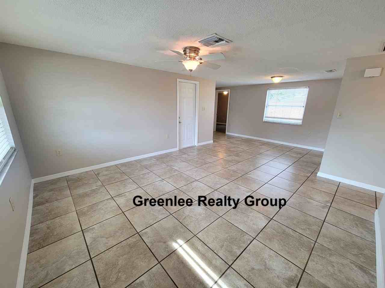 7335 Castanea Dr - Photo 4 of 21