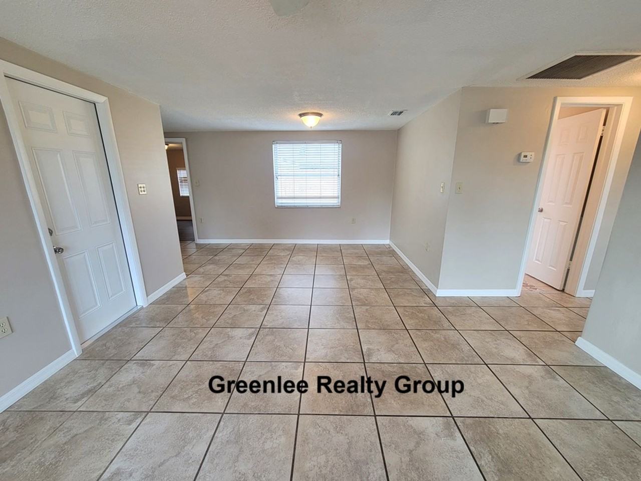 7335 Castanea Dr - Photo 6 of 21