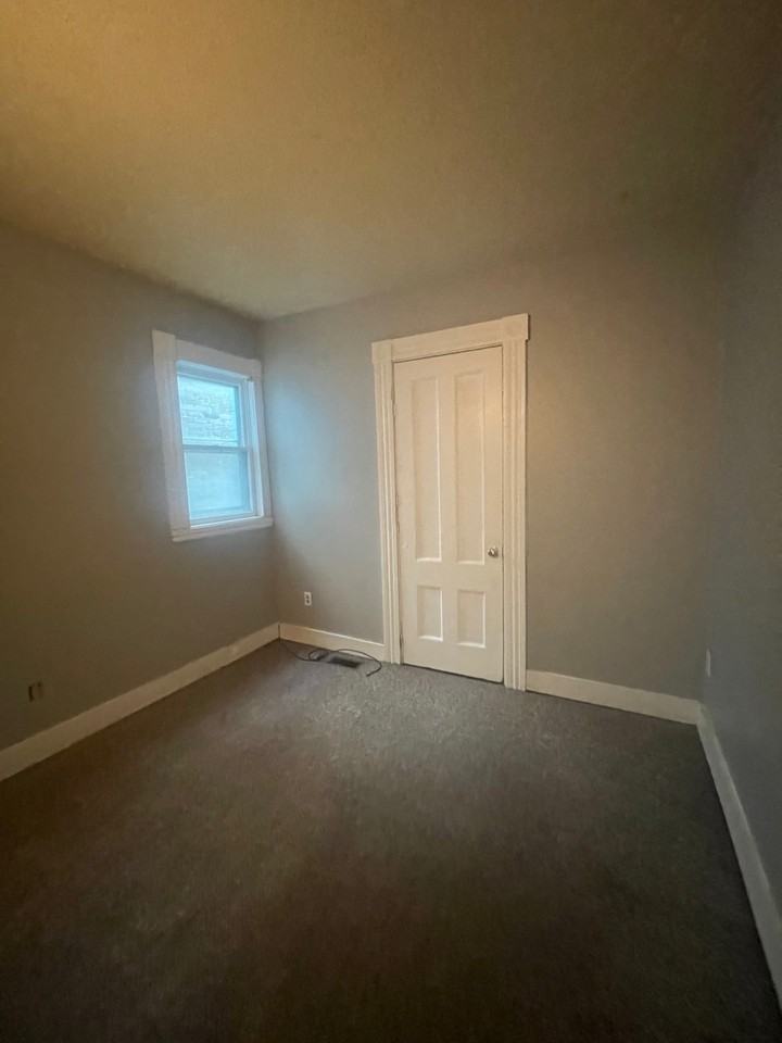 106 Comfort St #108 - Photo 4 of 11