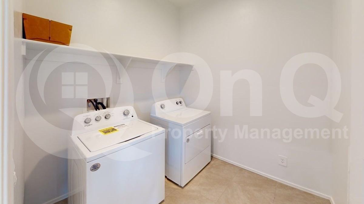 12885 E Russo Dr - Photo 7 of 27