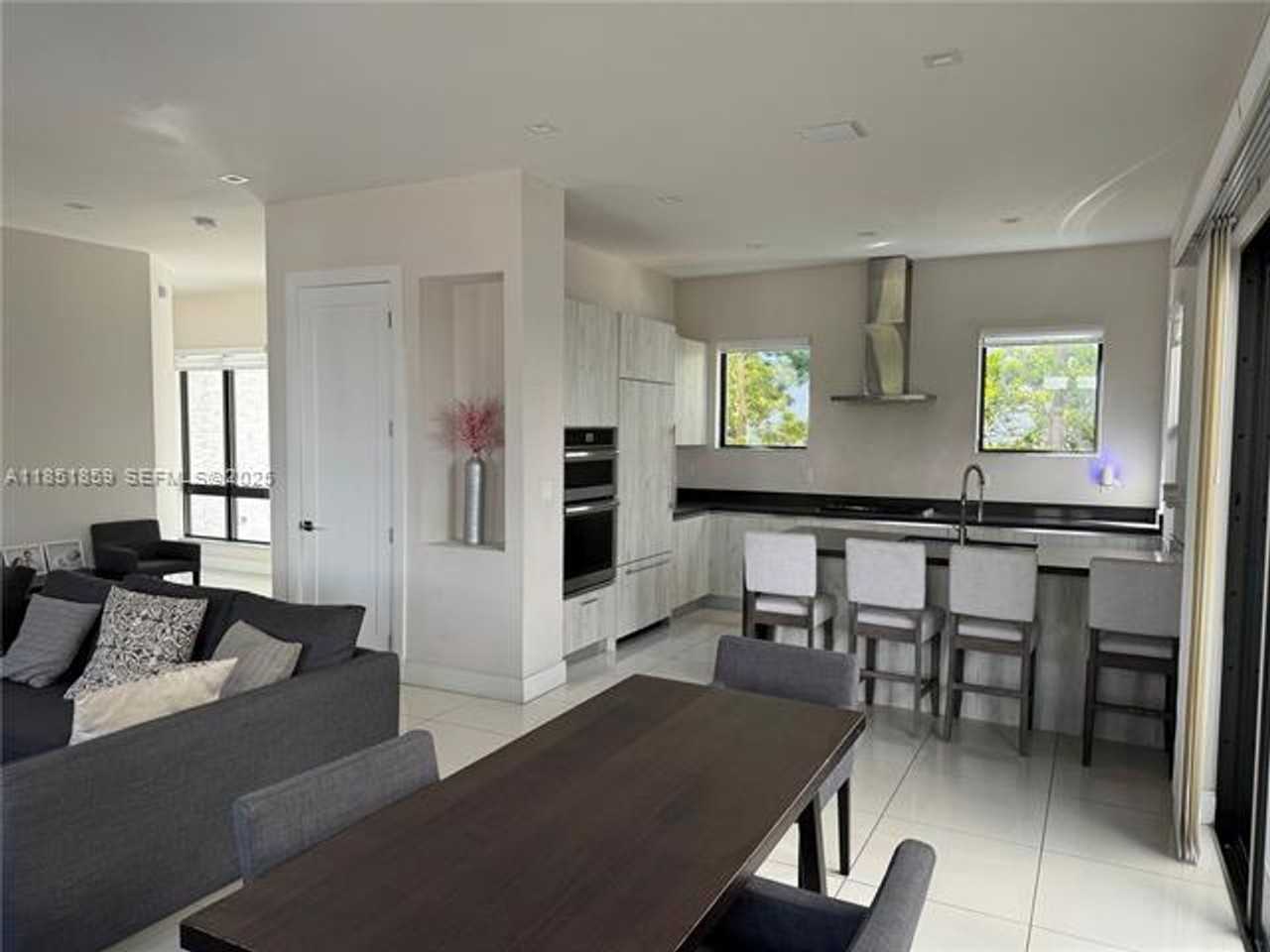 8283 Northwest 47th Lane #0 - Photo 6 of 23