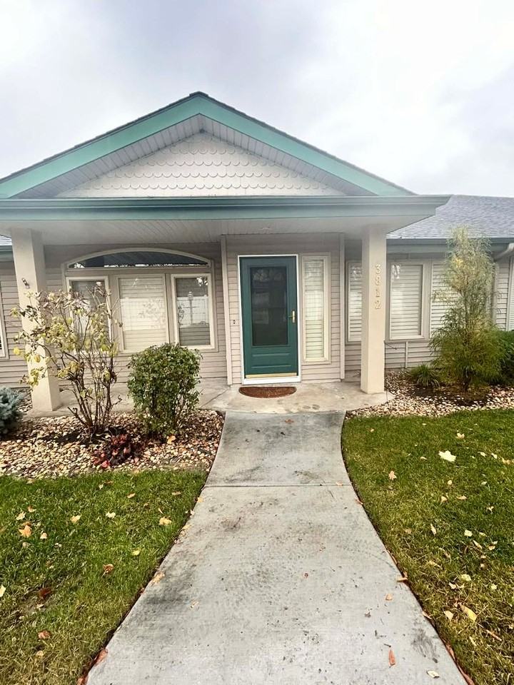 3812 North Bayou Lane