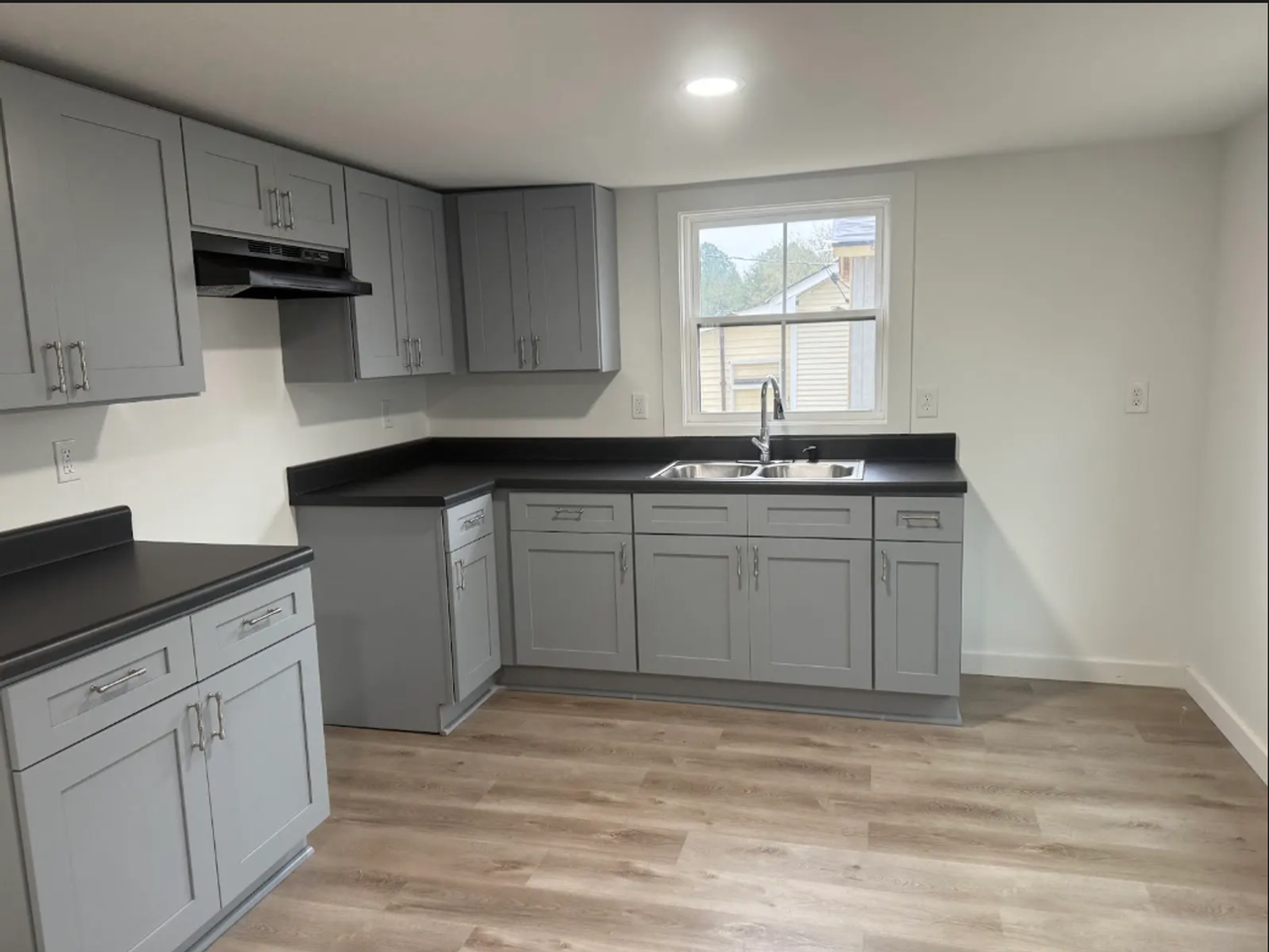 1627 Old Lynwood Circle - Photo 3 of 12