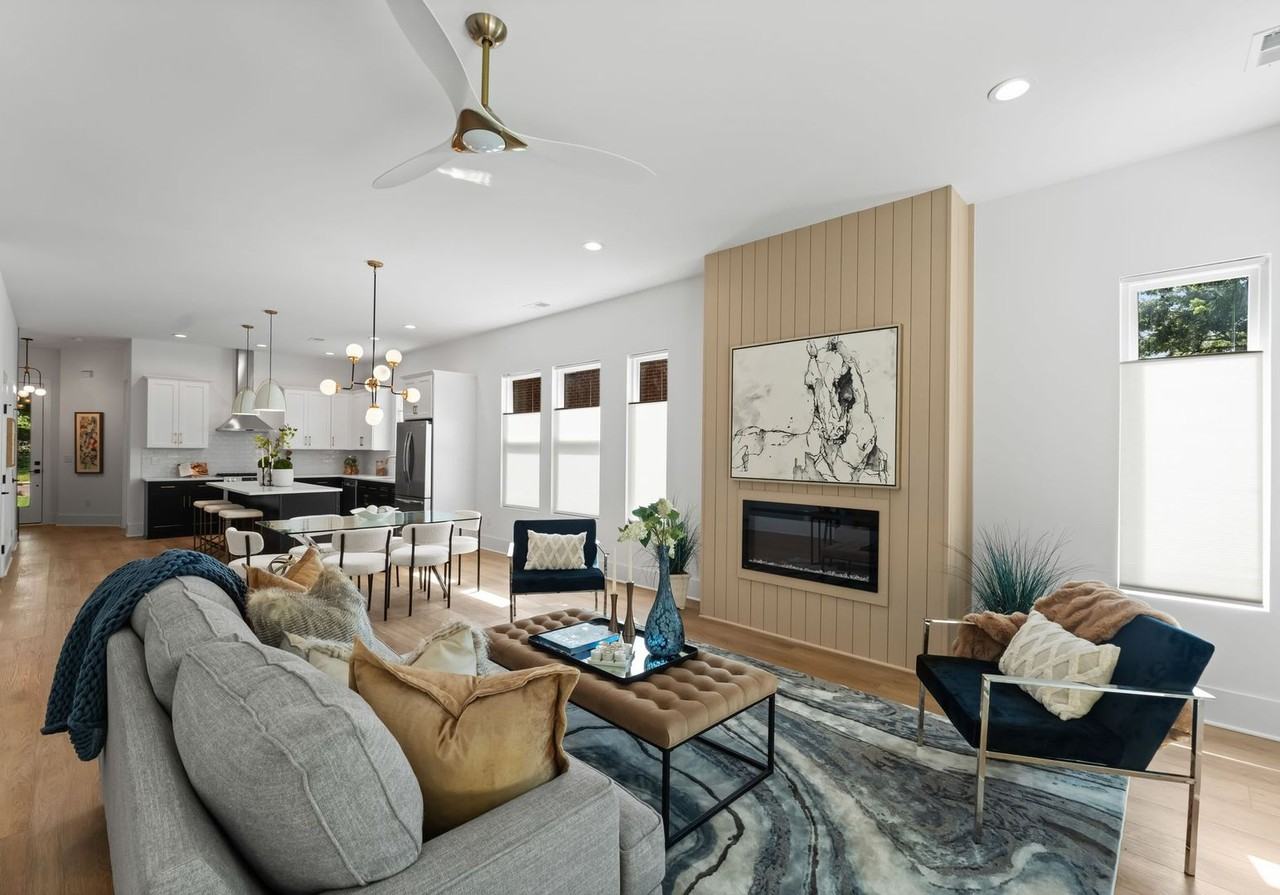 2004 St John St - Photo 5 of 28