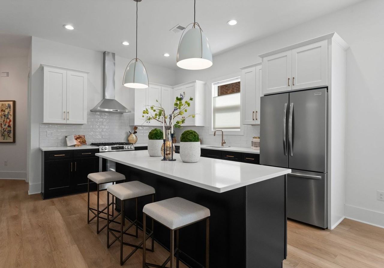 2008 St John St - Photo 7 of 30