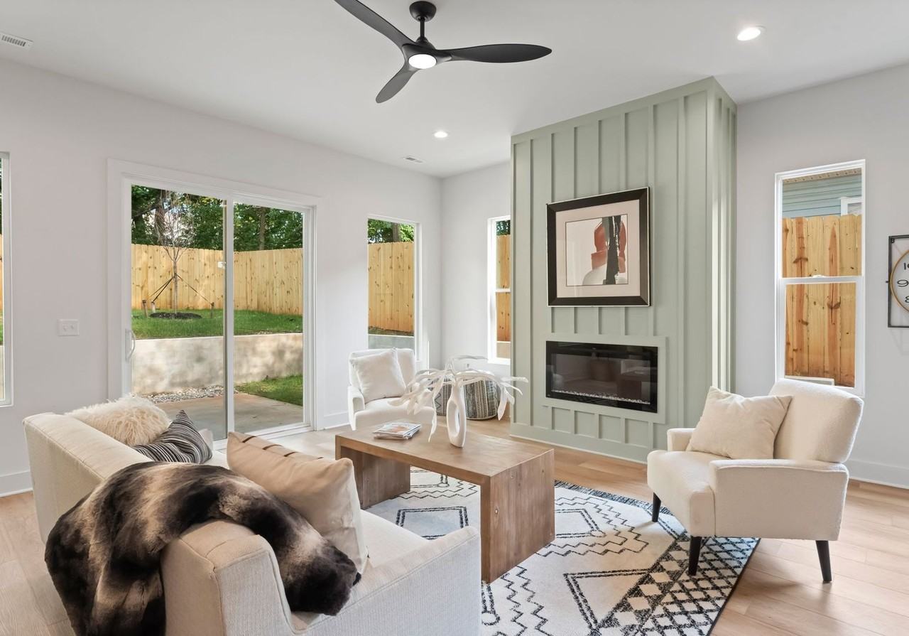 2415 Pruitt St - Photo 6 of 23