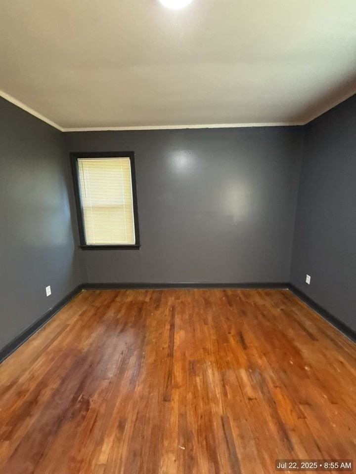 761 Gracewood St - Photo 3 of 10