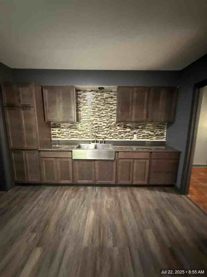 761 Gracewood St - Photo 6 of 10