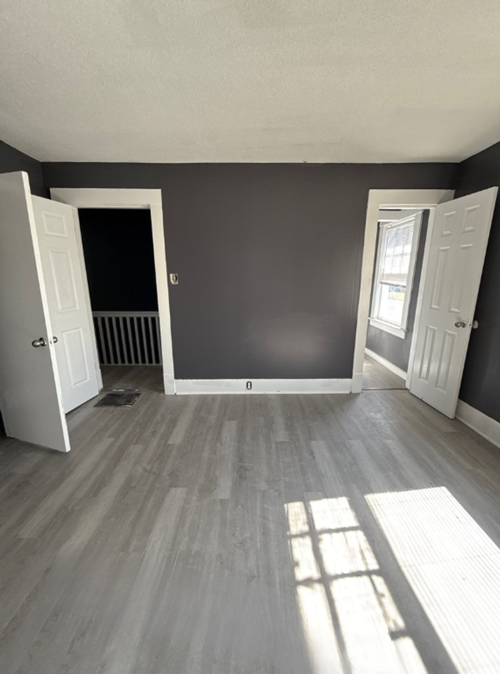 802 Kippley St - Photo 2 of 15