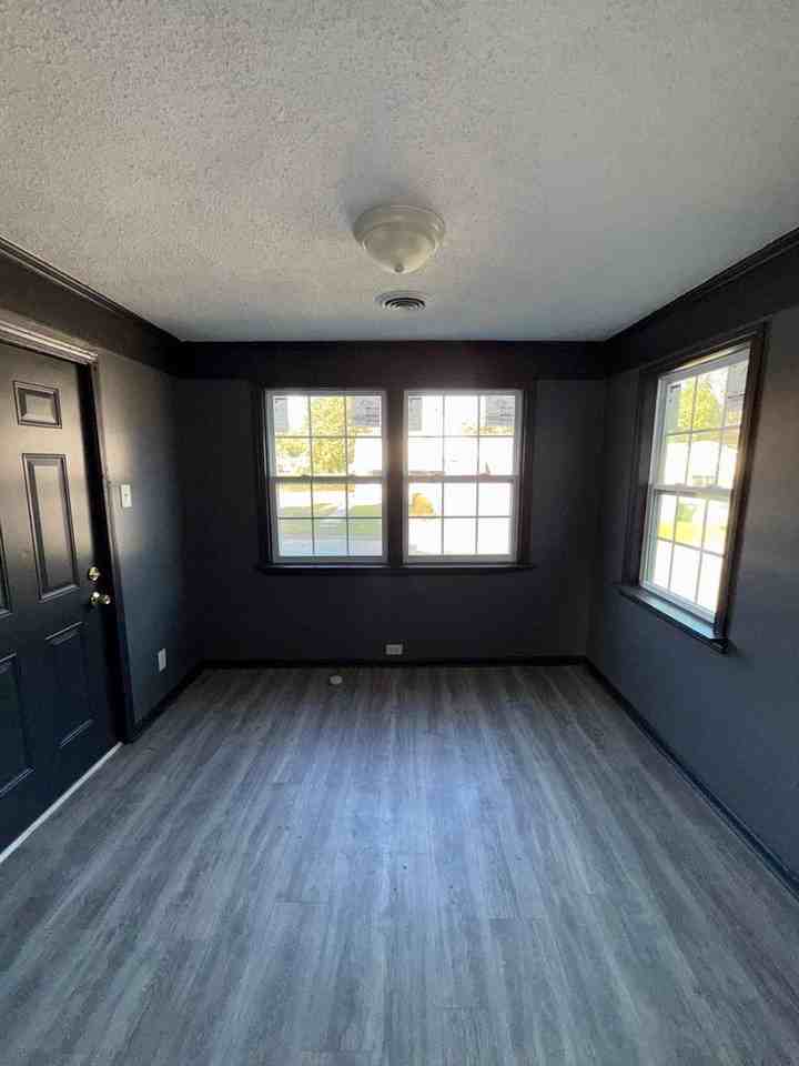 1064 Brower St - Photo 7 of 29