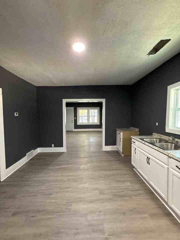 3164 Yale Avenue - Photo 7 of 33