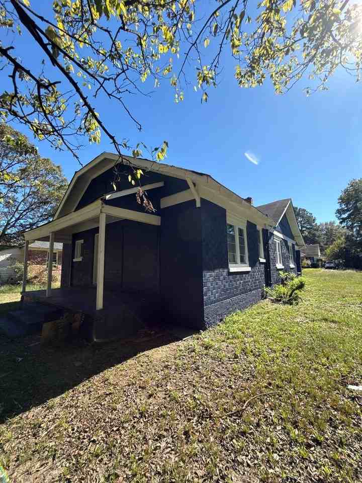 3408 Bowen Ave - Photo 3 of 24