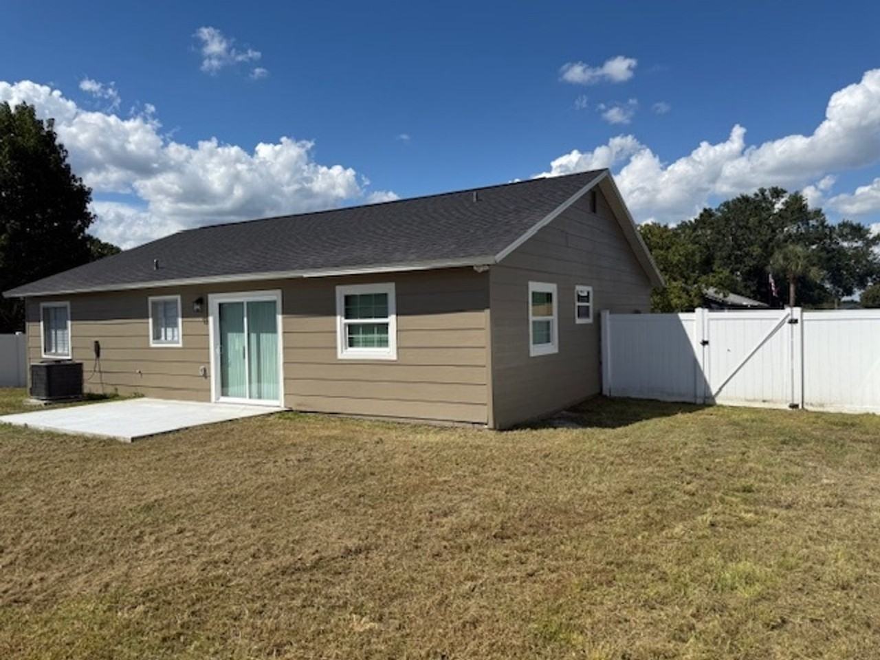 1510 Massa St - Photo 5 of 31