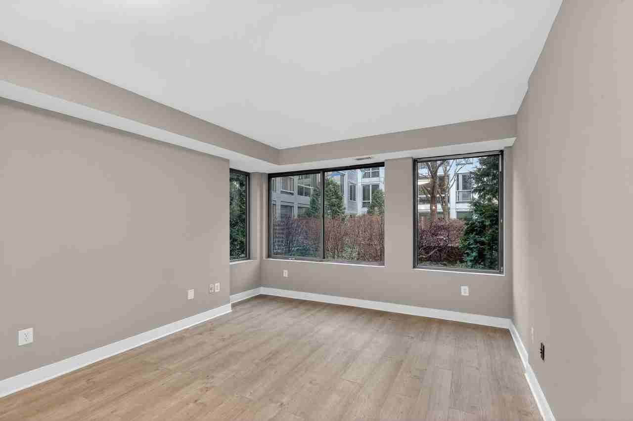 4101 Albemarle St Nw - Photo 5 of 32