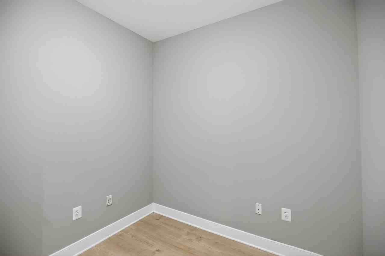 4101 Albemarle St Nw - Photo 6 of 32