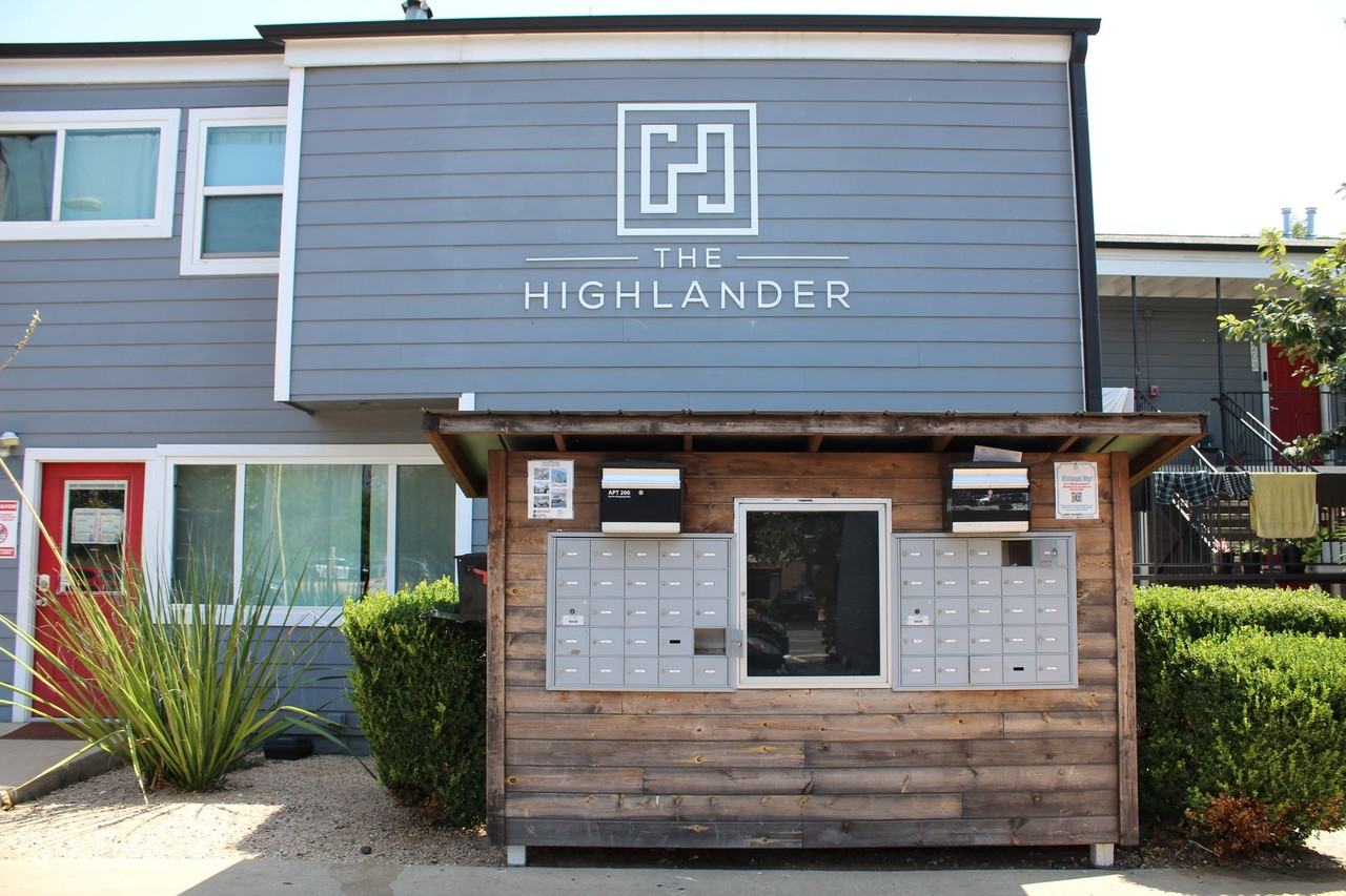 The Highlander - Photo 5 of 27