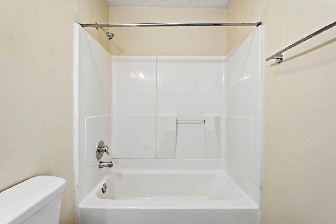 16235 Cutten Road - Photo 4 of 25