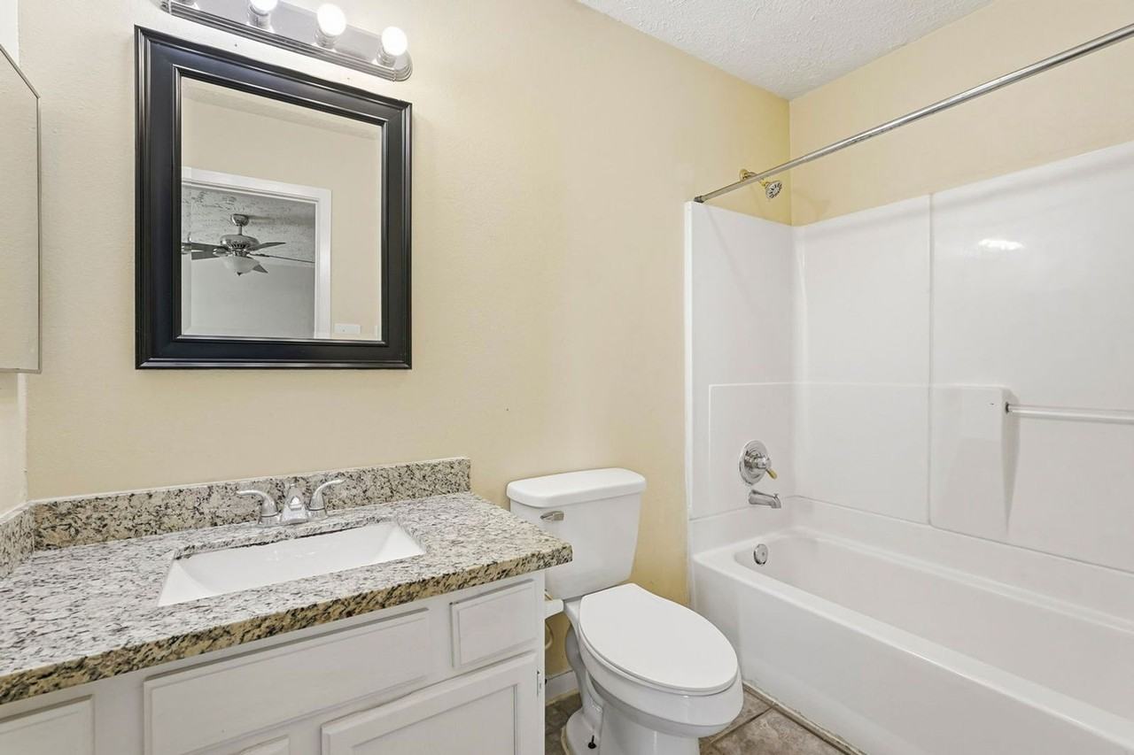 16235 Cutten Road - Photo 6 of 25