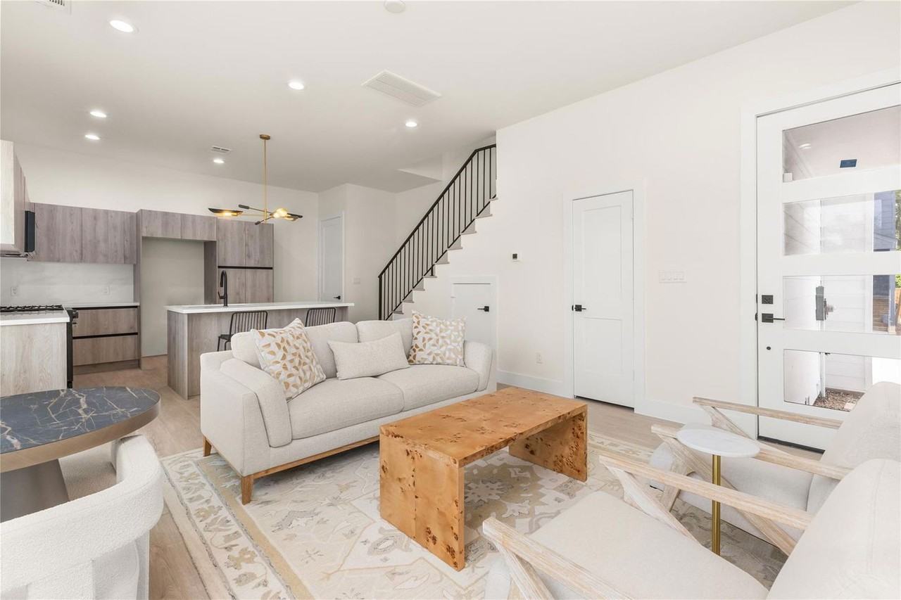 105 Tolima Dove St - Photo 7 of 29