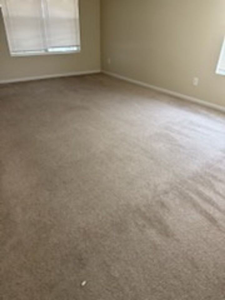 2201 Riley Drive - Photo 6 of 11