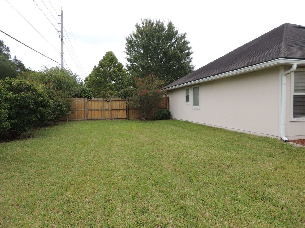 3150 Highland Grove Drive - Photo 2 of 26