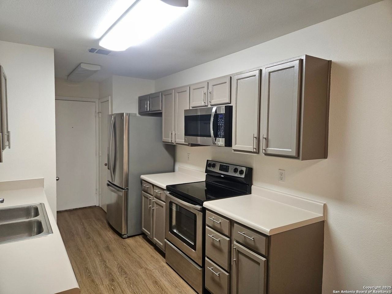 7715 Rustic Park - Photo 3 of 13