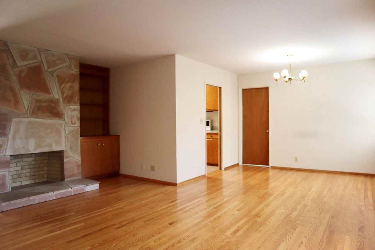 36045 Larch Way - Photo 2 of 18