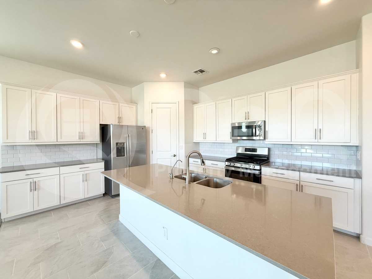 24249 S 215th Way - Photo 3 of 26