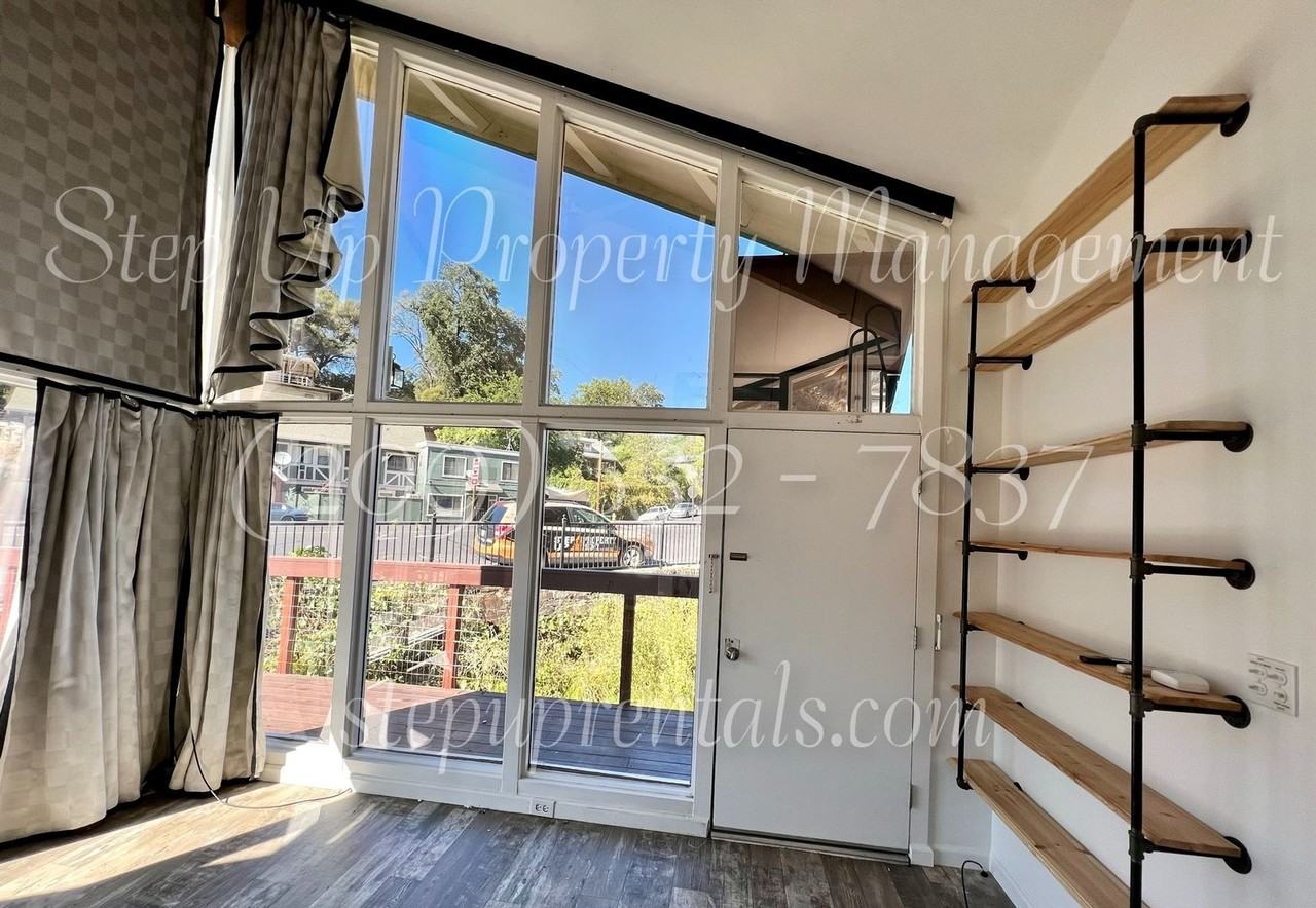 243 Stockton Street - Photo 4 of 20