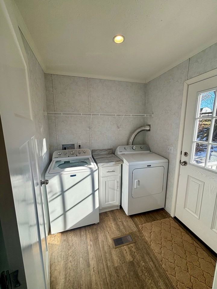 135 Church Rd - Photo 5 of 19