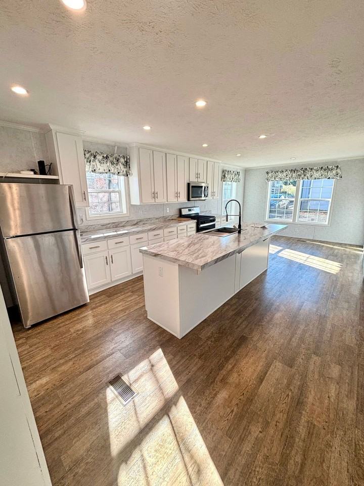135 Church Rd - Photo 7 of 19