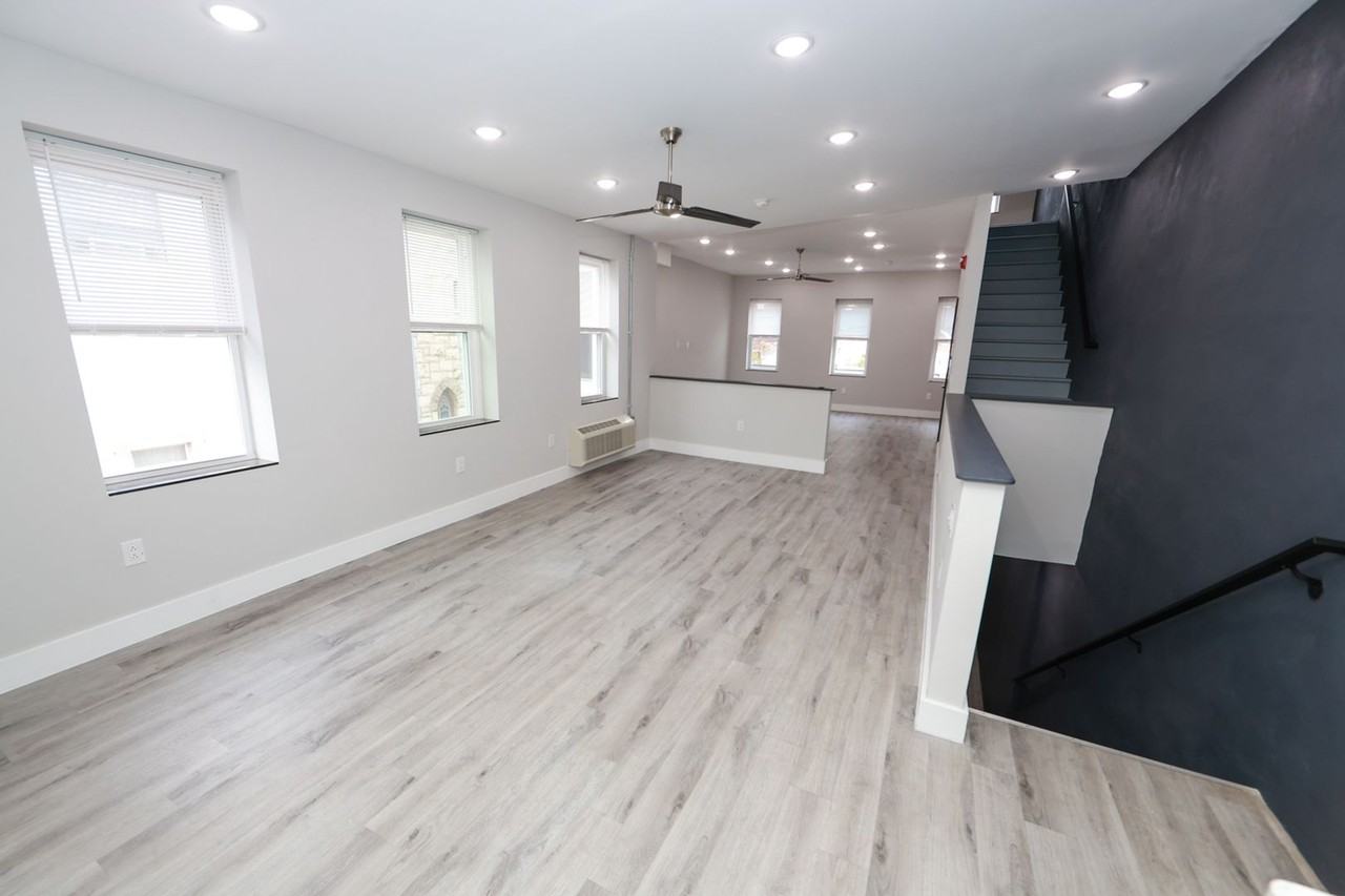 3565 Kensington Avenue - Photo 4 of 15