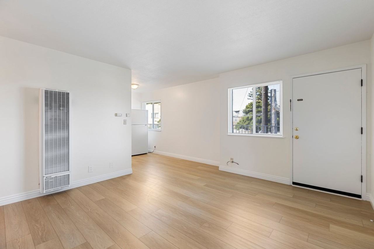 1929 California Street #6 - Photo 2 of 20