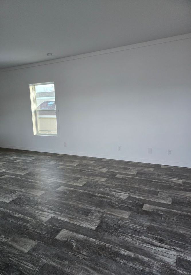 447 Badger Lane - Photo 3 of 9