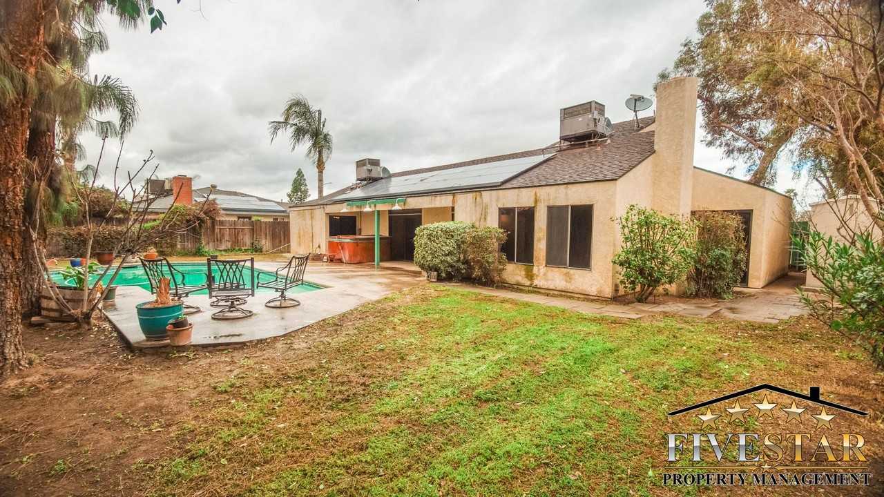 2246 Hasti Acres Drive - Photo 4 of 23