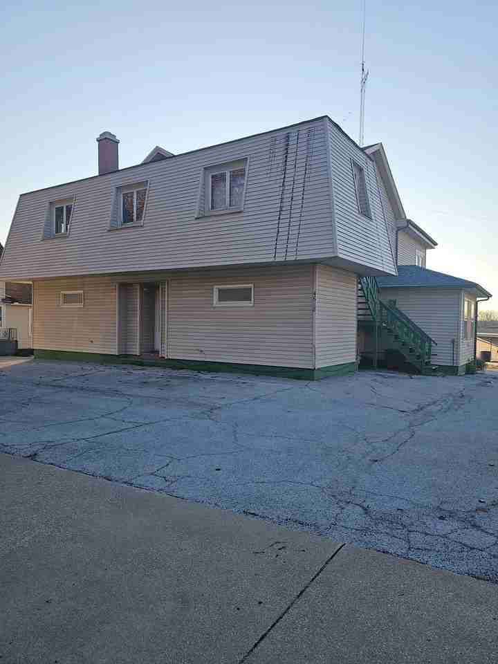 4618 12th St. - Photo 6 of 18