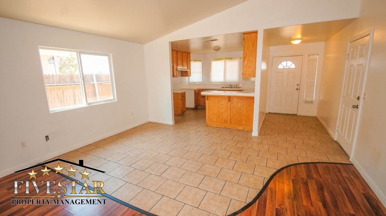 3610 Madison Avenue - Photo 5 of 22