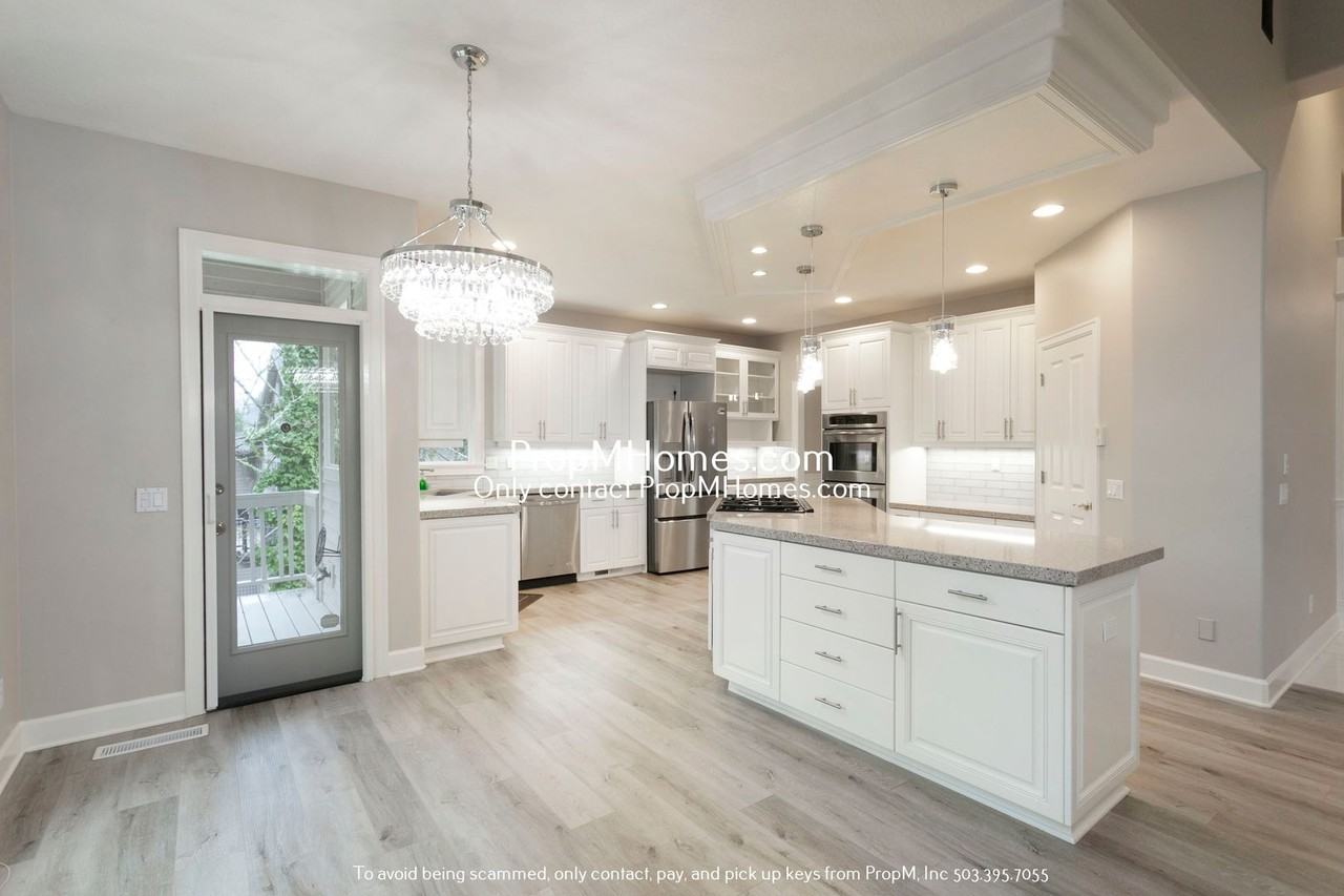 4631 Se Deer Creek Pl - Photo 5 of 35