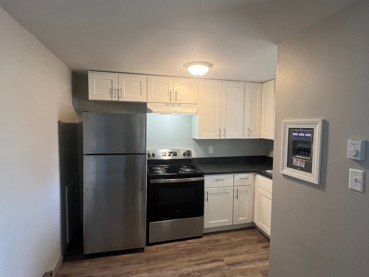 72 Oak St #7 - Photo 2 of 17