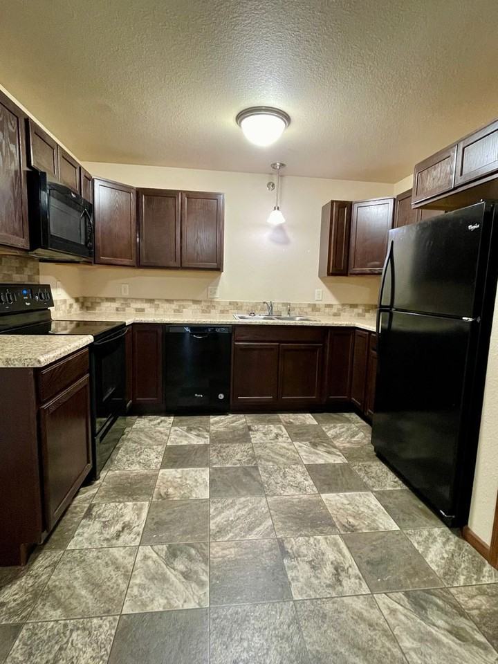 4210 Kateland St - Photo 3 of 37